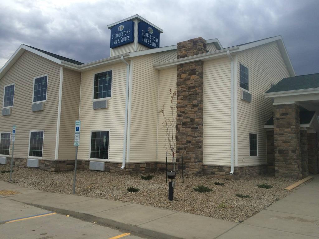 Cobblestone Inn & Suites Steele Luaran gambar